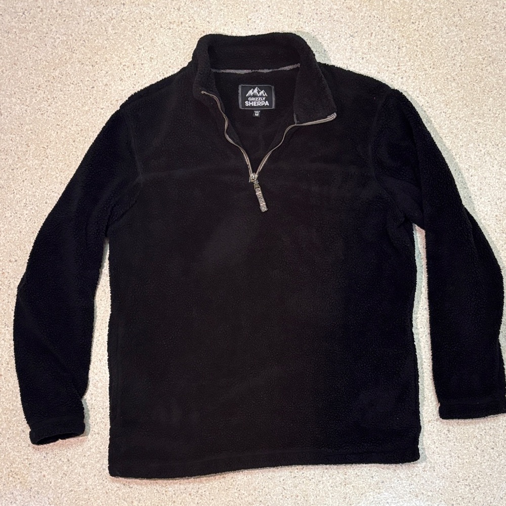 Sherpa Men's Black Zip-Up Sweater